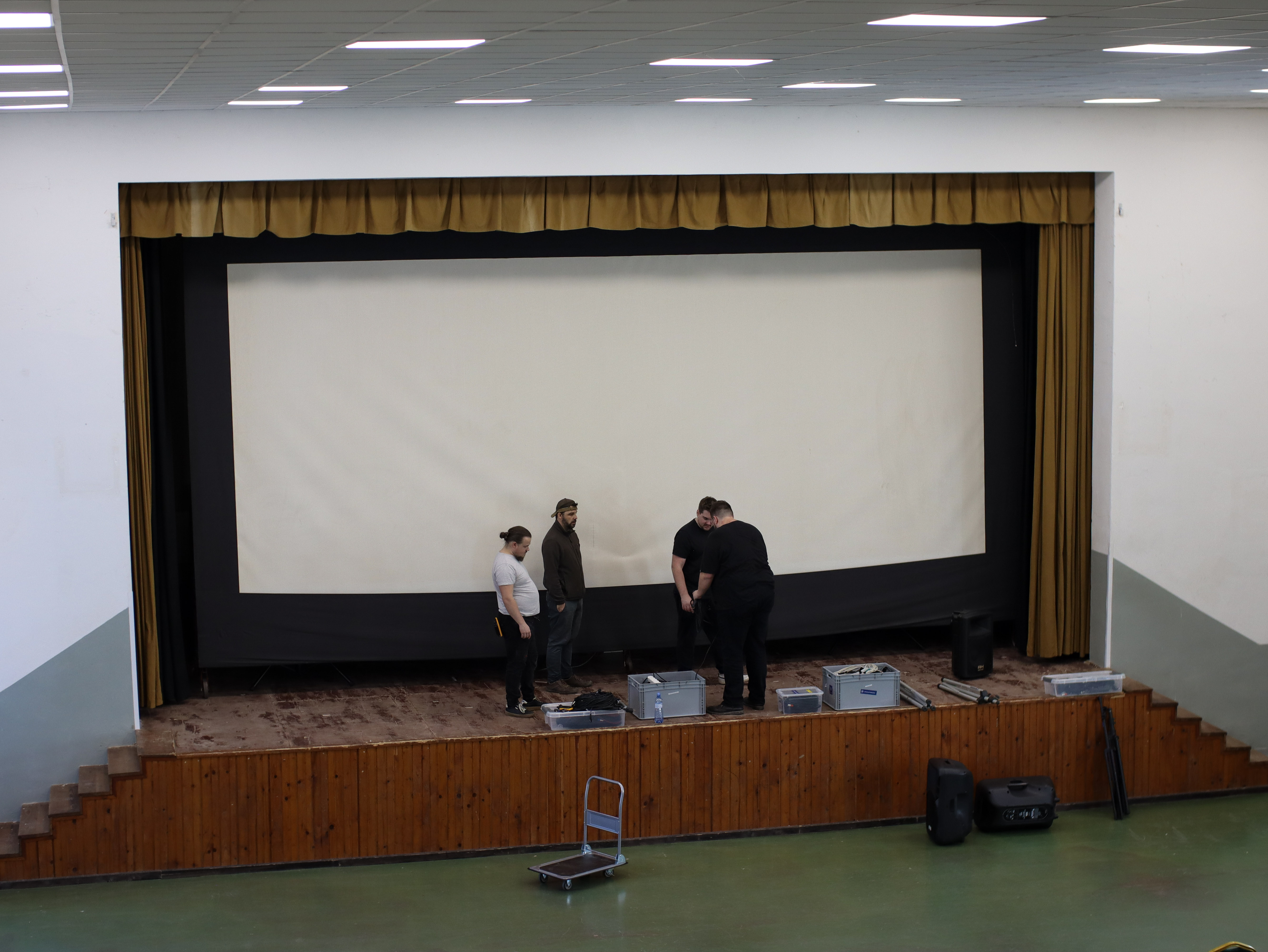 Potulné kino – technika a plátno